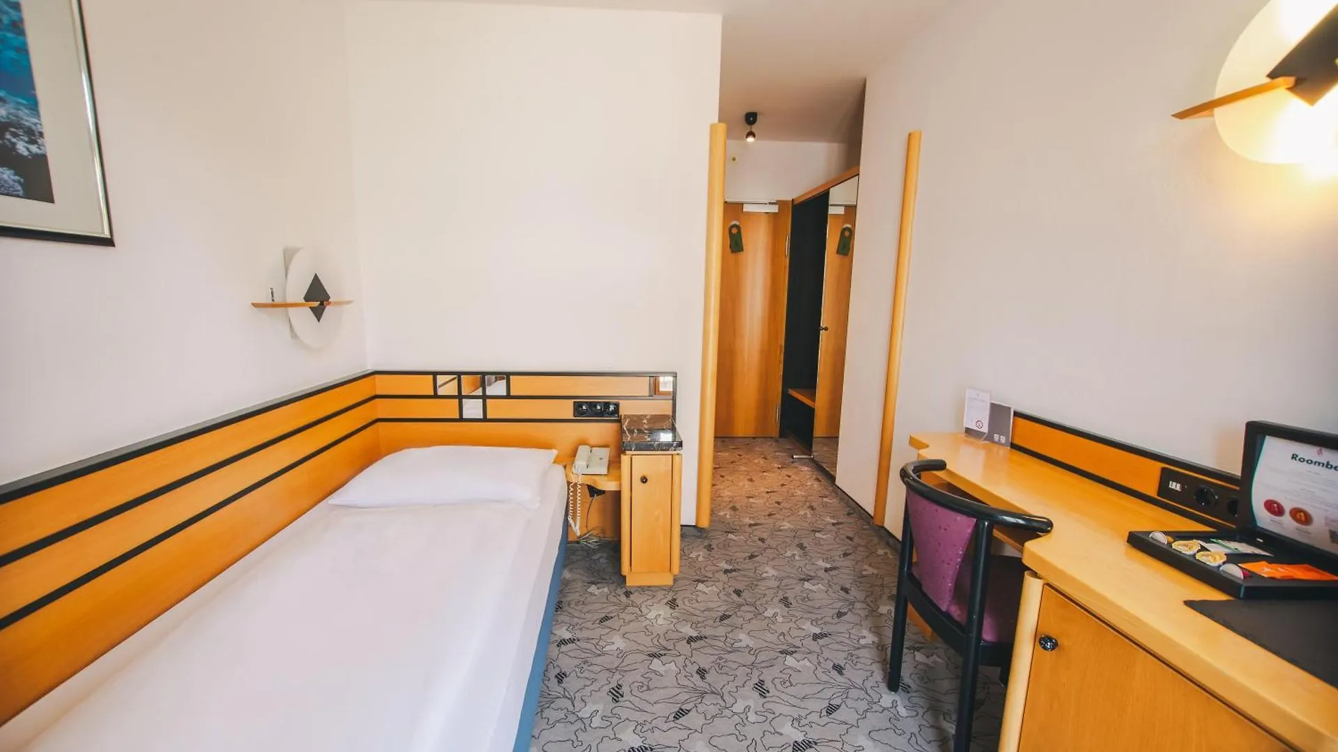 *** Hotel Villa Waldperlach By Blattl Munich Germany