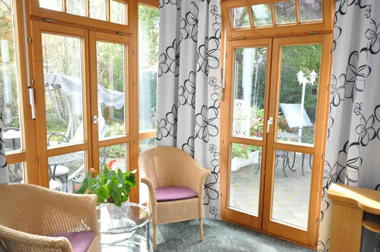 Hotel Villa Waldperlach By Blattl Munich