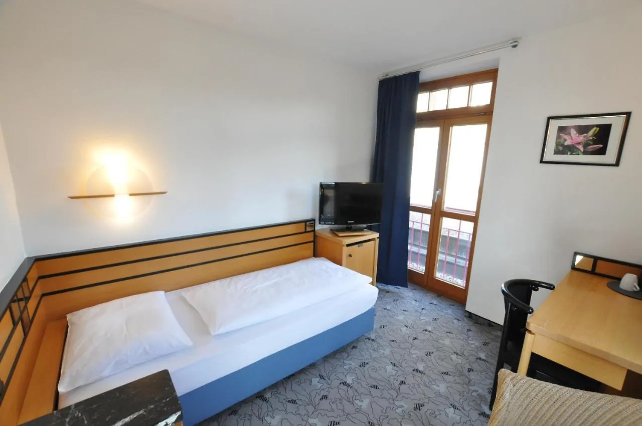 Villa Waldperlach By Blattl München Hotel
