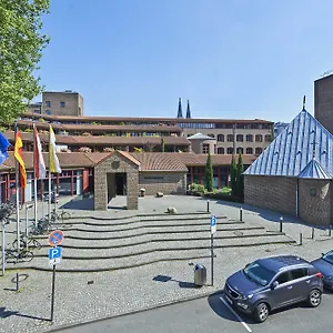 Maternushaus 4* Colonia
